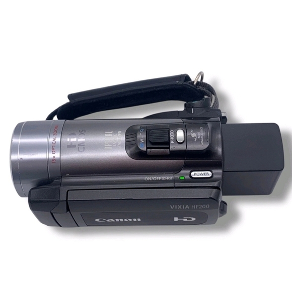 Canon VIXIA HF R200 Full HD 1080p AVCHD Camcorder Turns On NO SCREEN New Battery - Picture 8 of 16